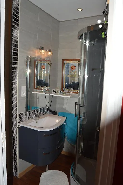 Chez Pierrette Bed & Breakfast Pont-Croix 0*,  France